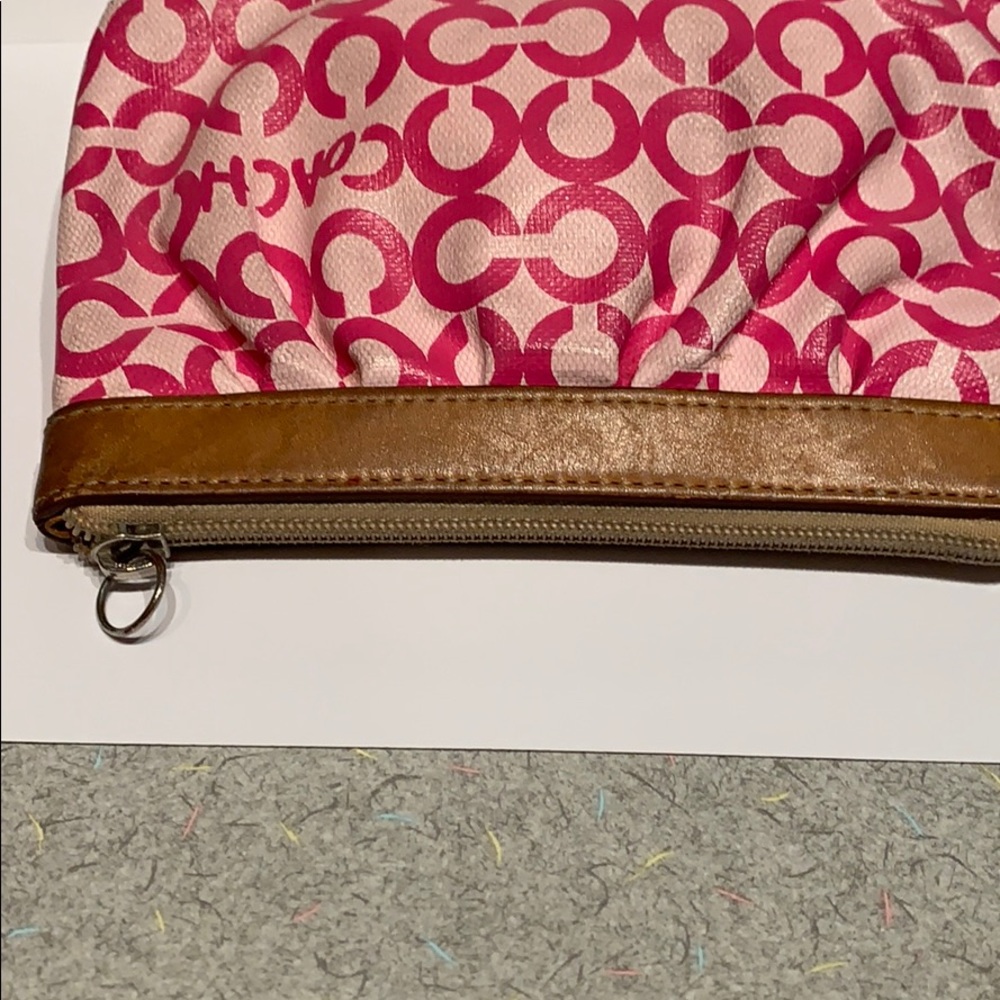 COACH pink wallet/wristlet GUC 6”x5” no strap - Picture 3 of 9